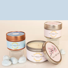 Load image into Gallery viewer, Peony & Blush Suede & fresh linen soy candle