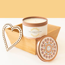 Load image into Gallery viewer, Tonka bean soy wax candle