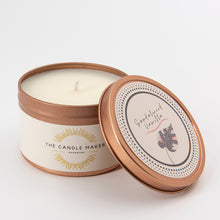 Load image into Gallery viewer, sandalwood vanilla soy wax candle uk london
