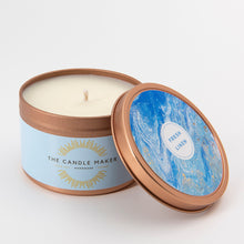 Load image into Gallery viewer, fresh linen gold soy wax candle london uk