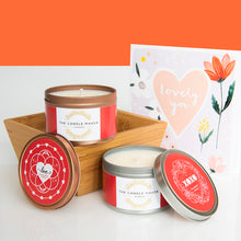Load image into Gallery viewer, valentine silver rose gold soy candle