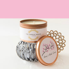 Load image into Gallery viewer, Peony &amp; Blush Suede gold sow candle
