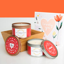Load image into Gallery viewer, Valentine&#39;s Day Candle thecandlemaker
